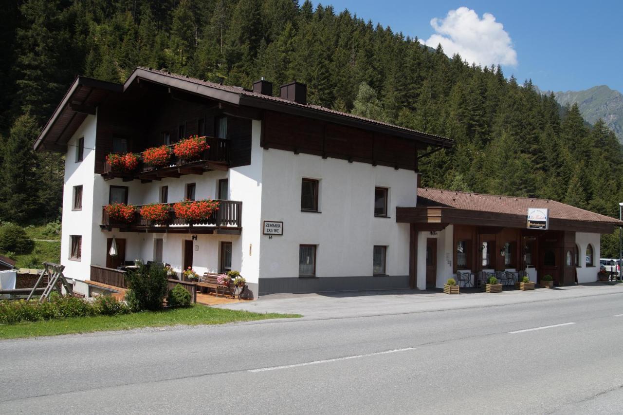 Gasthof Zur Einkehr Санкт-Леонгард-ім-Пітцталь Екстер'єр фото